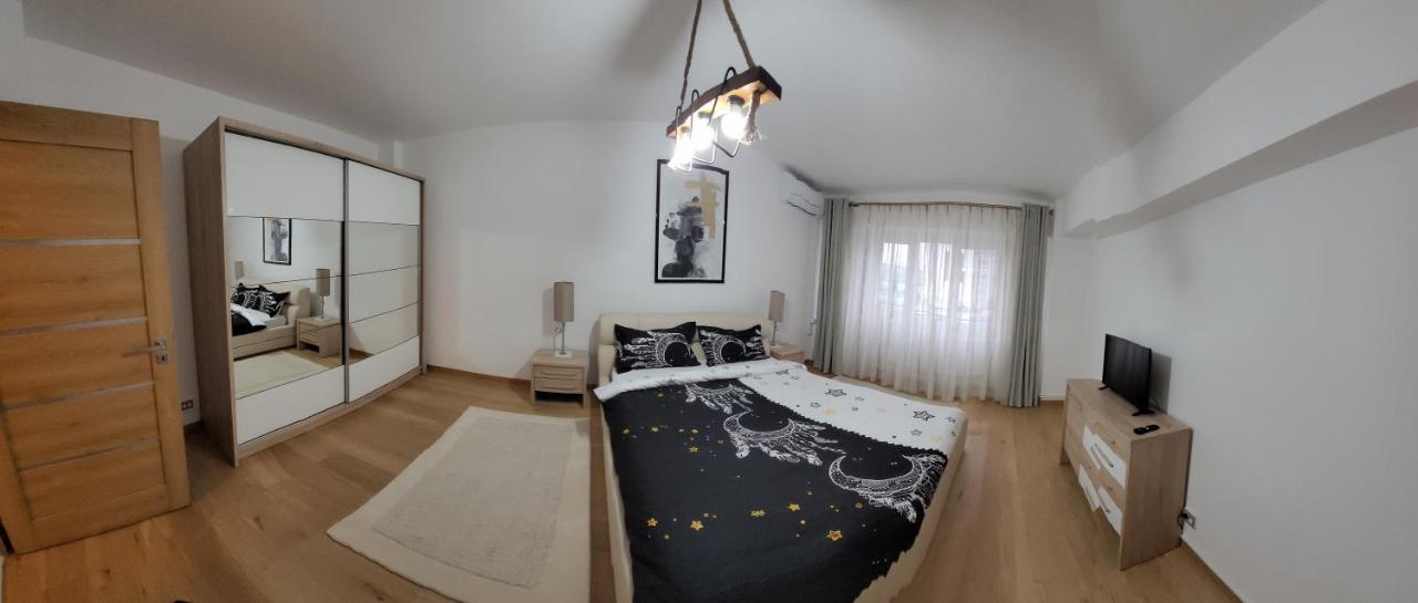 Ferienwohnung Apartament Lux - Dorobantilor Cluj-Napoca Exterior foto